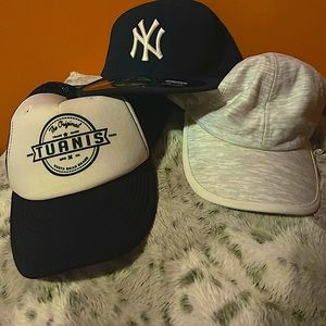 hat bundle with 2 SnapBack unisex besides grey is women hat/cap